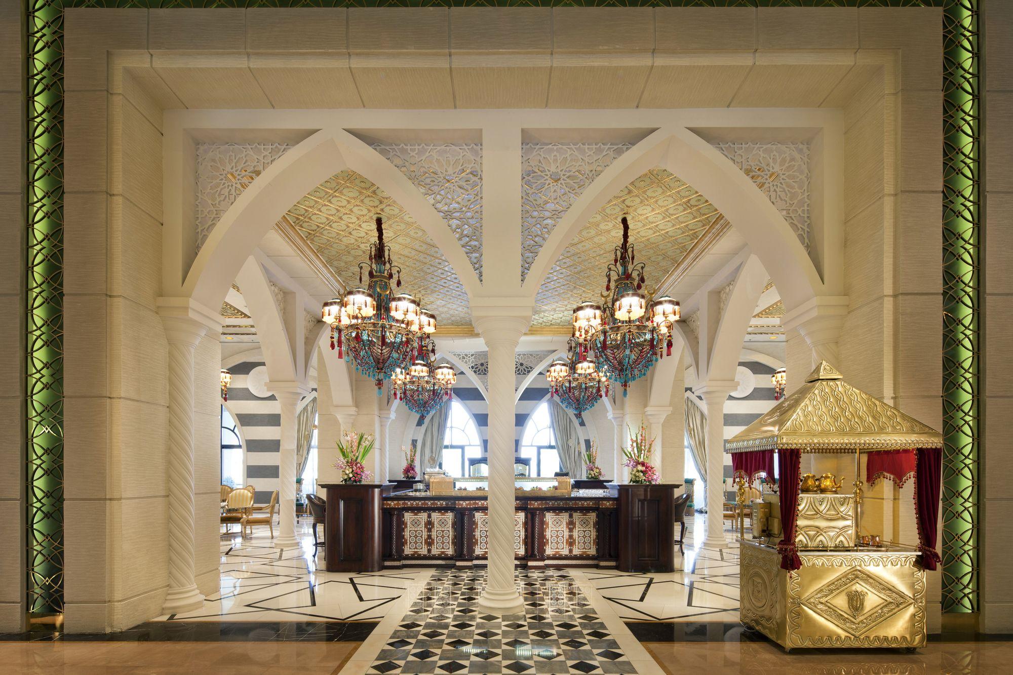 Jumeirah Zabeel Saray Royal Residences Dubái Exterior foto